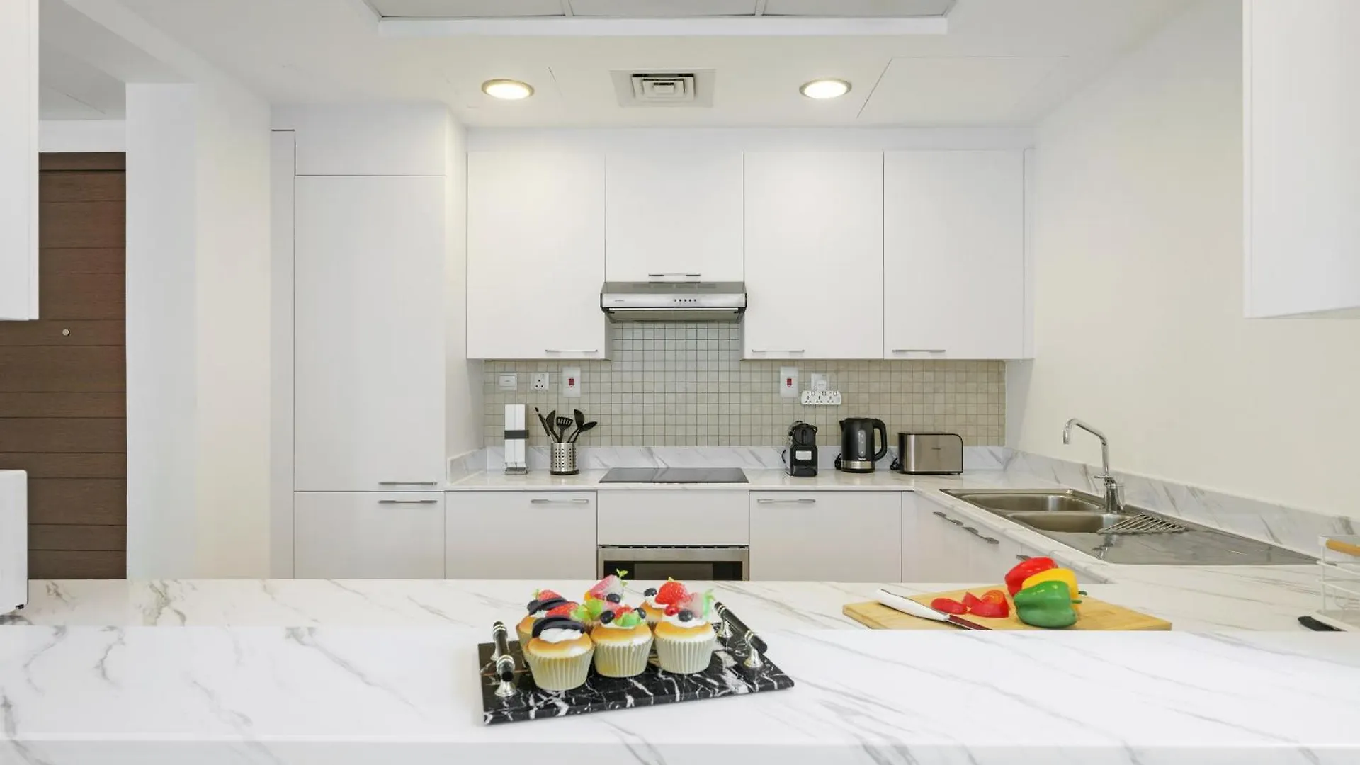 Dayf-Ali City'S Heart Chic 1 Bedroom Huge Terrace And Great Access Dubai 0*,